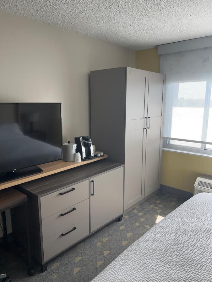 Holiday Inn Chicago Midway Airport S By Ihg Экстерьер фото
